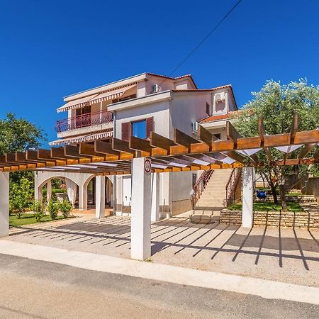 Apartments Balic - Pinezici, Krk المظهر الخارجي الصورة